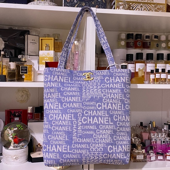 CHANEL Handbags - CHANEL Denim Blue Logo Turlock Tote